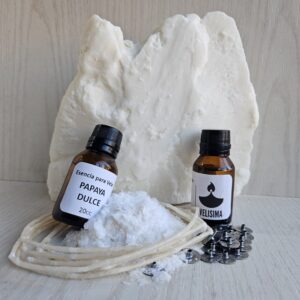 COMBO 1 (1kg cera, 100g endu., 2 esen., 2m pab., 20 ojal.)